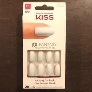 KISS Press-On Nails